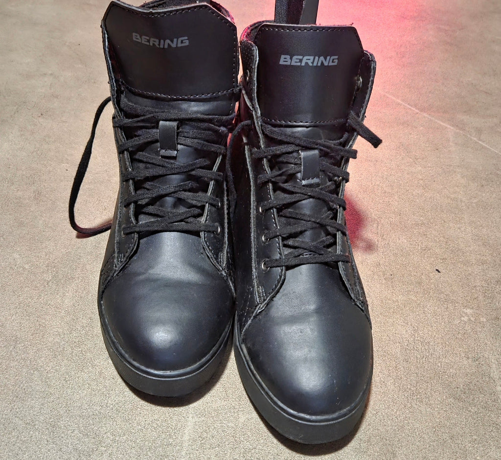 Paire de bottes moto marque BERING homme
